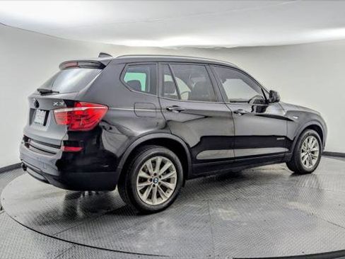 Used 2017 BMW X3 sDrive28i w/ Premium Package 3 image 7