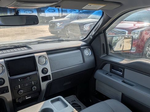 Used 2012 Ford F150 XLT w/ XLT Convenience Pkg AWD/4WD image 16
