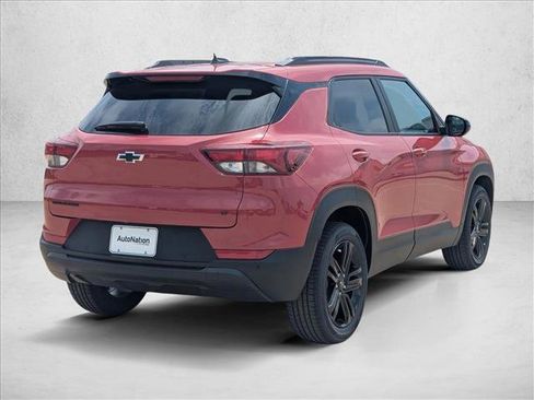 New 2026 Chevrolet TrailBlazer LT FWD image 2