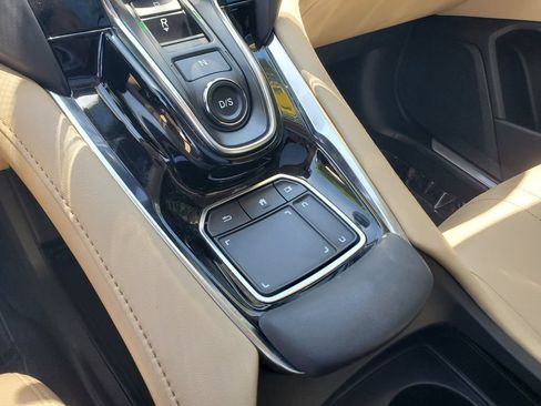 Used 2024 Acura RDX SH-AWD image 33