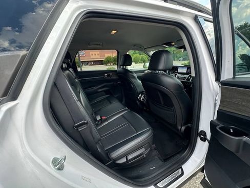 Used 2022 Kia Sorento S AWD/4WD image 17