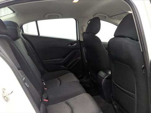 Used 2017 MAZDA MAZDA3 Sport FWD image 17
