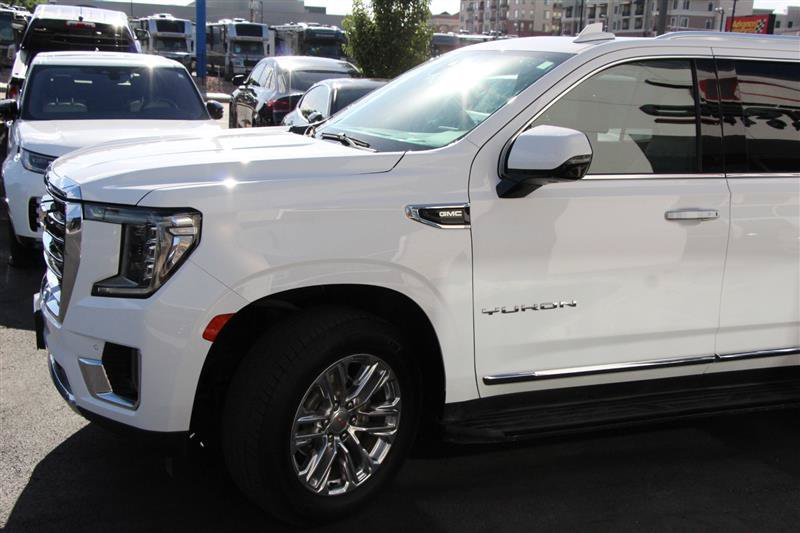 Used 2021 GMC Yukon SLT w/ SLT Luxury Plus Package AWD/4WD image 4