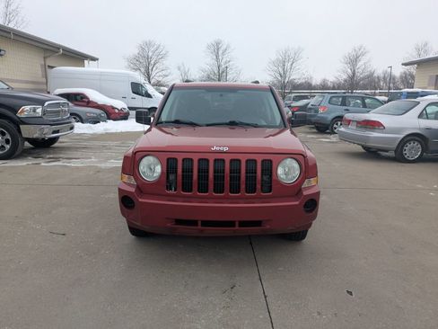 Used 2010 Jeep Patriot Sport image 2