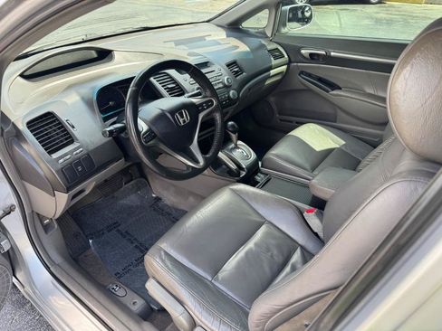 Used 2011 Honda Civic EX-L image 9