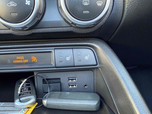 Used 2017 FIAT 124 Spider Lusso image 51