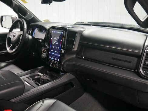 Used 2024 RAM 1500 Limited image 14