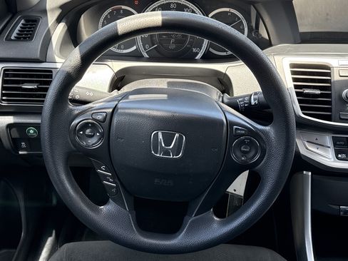 Used 2013 Honda Accord LX image 17