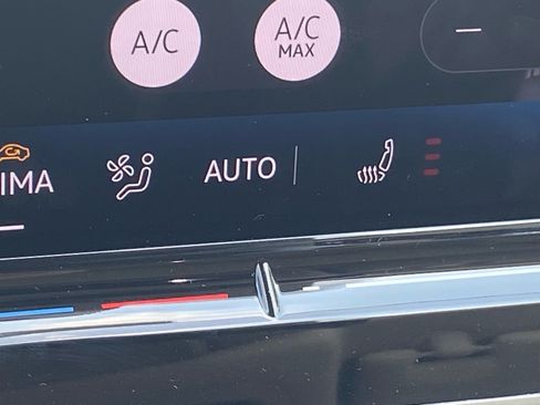 New 2026 Volkswagen Tiguan SE AWD/4WD image 6
