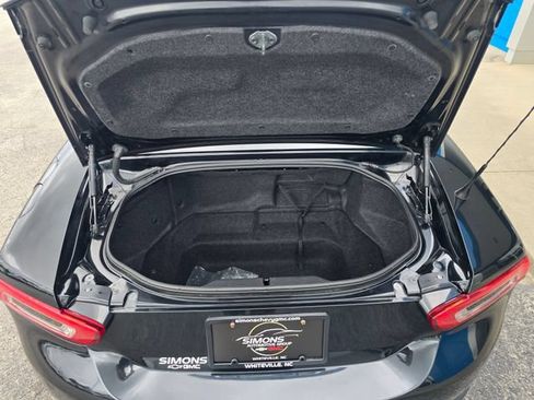 Used 2020 FIAT 124 Spider Classica w/ Technology Group RWD image 27