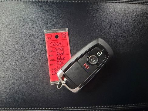 Used 2020 Ford Edge SEL AWD/4WD image 36
