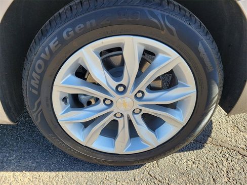 Used 2024 Chevrolet Malibu LT image 11