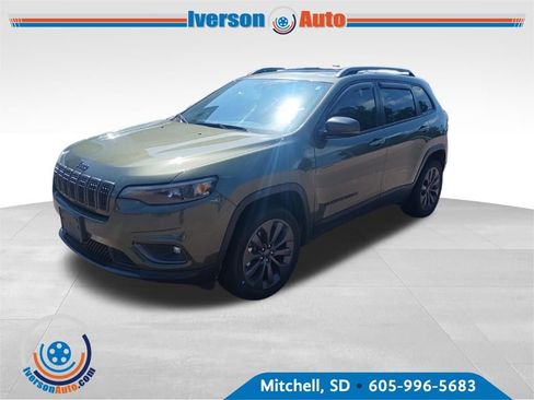 Used 2021 Jeep Cherokee Latitude Lux 80th Anniv w/ Quick Order Package 26U 80TH AWD/4WD image 3