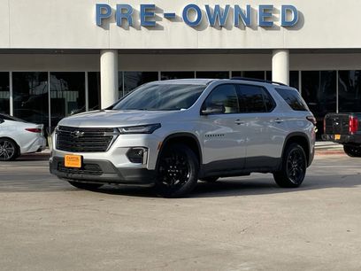 Used 2022 Chevrolet Traverse LS w/ Midnight/Sport Edition