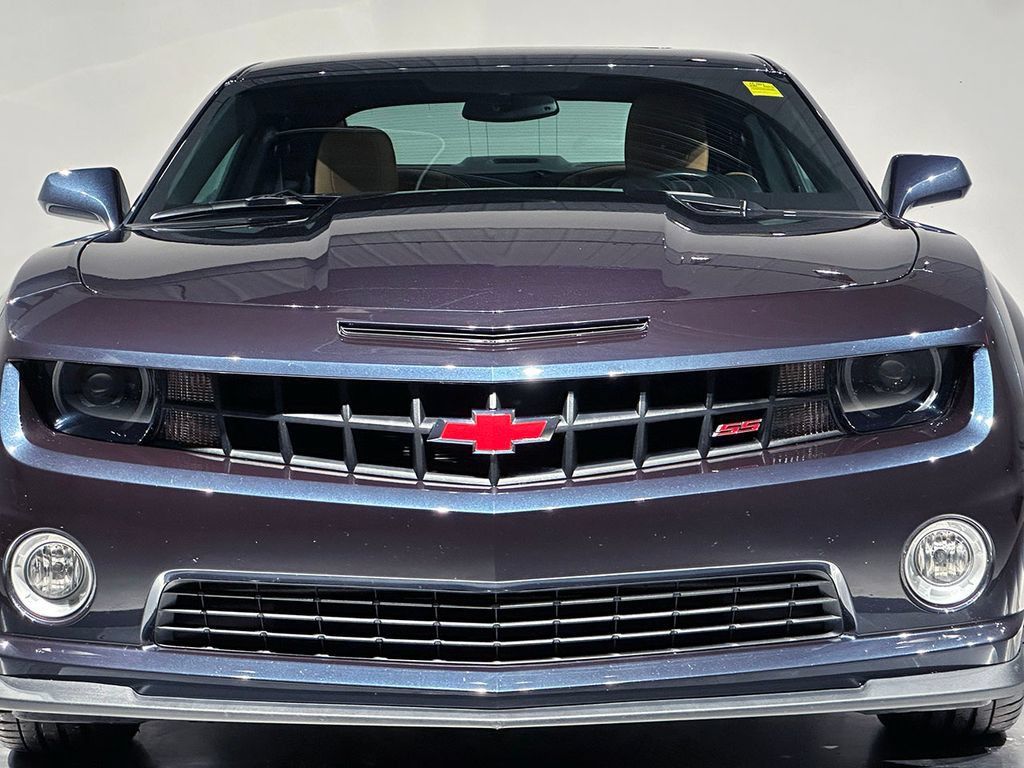 Used 2013 Chevrolet Camaro SS w/ Dusk Special Edition RWD image 18