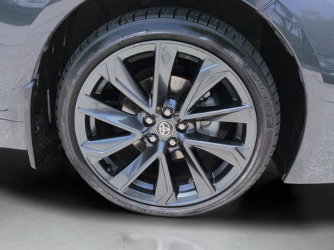 Used 2025 Toyota Corolla SE FWD image 12