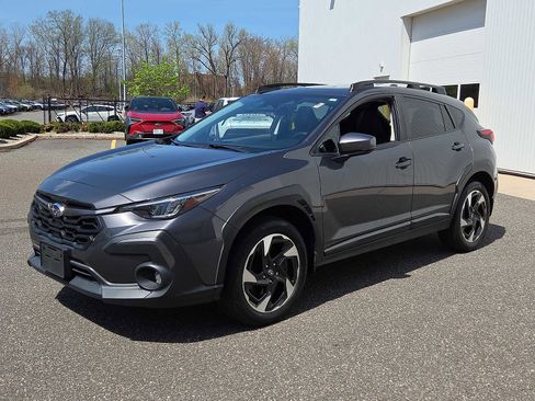 Used 2024 Subaru Crosstrek 2.5i Limited image 3