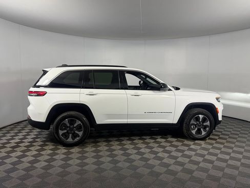 Used 2024 Jeep Grand Cherokee Limited 4xe AWD/4WD image 12