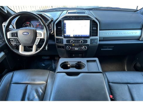 Used 2022 Ford F350 Lariat w/ Camper Package image 15