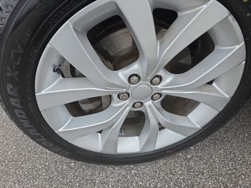 Used 2020 Land Rover Range Rover Evoque SE image 33