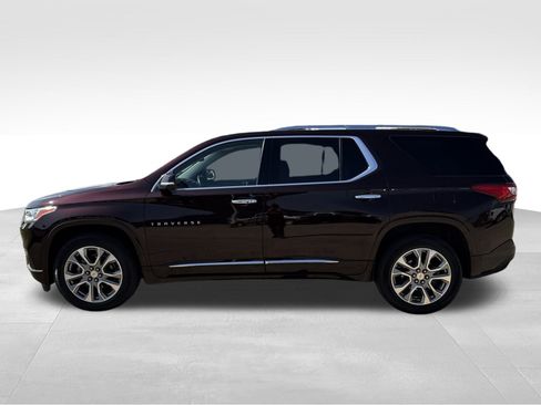 Used 2021 Chevrolet Traverse Premier image 8