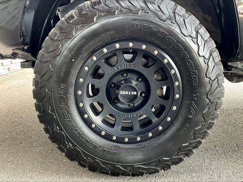 Used 2021 Toyota Tacoma SR5 image 22