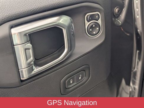 Used 2025 Jeep Gladiator Rubicon AWD/4WD image 12