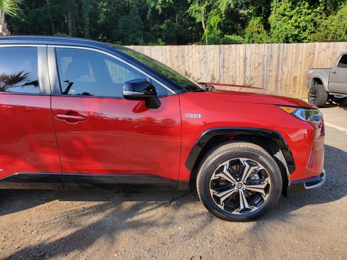 Used 2021 Toyota RAV4 XSE AWD/4WD image 12