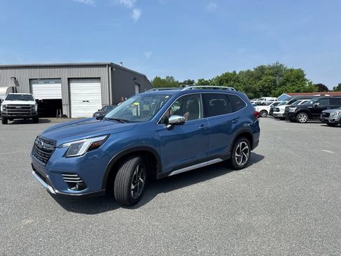 Used 2024 Subaru Forester Touring AWD/4WD image 3