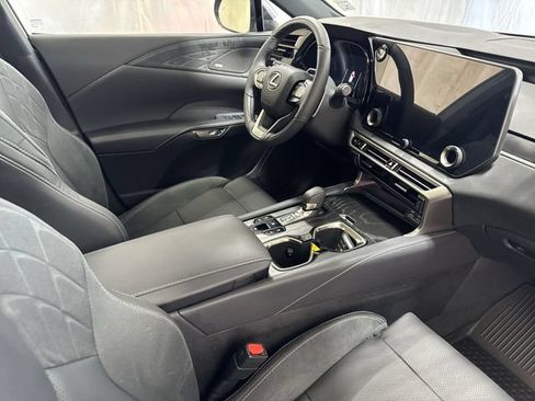 Used 2025 Lexus RX 350 AWD w/ Convenience Package image 29
