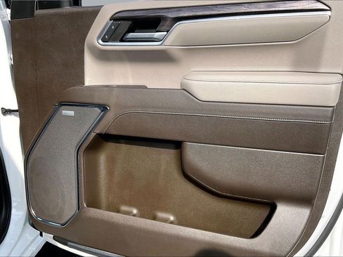 Used 2023 Chevrolet Silverado 1500 LTZ image 24