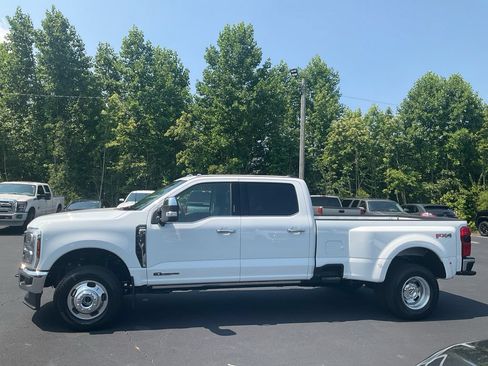 New 2026 Ford F350 Lariat w/ Chrome Package AWD/4WD image 8