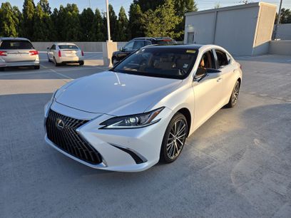 Used 2024 Lexus ES 350 w/ Premium Package