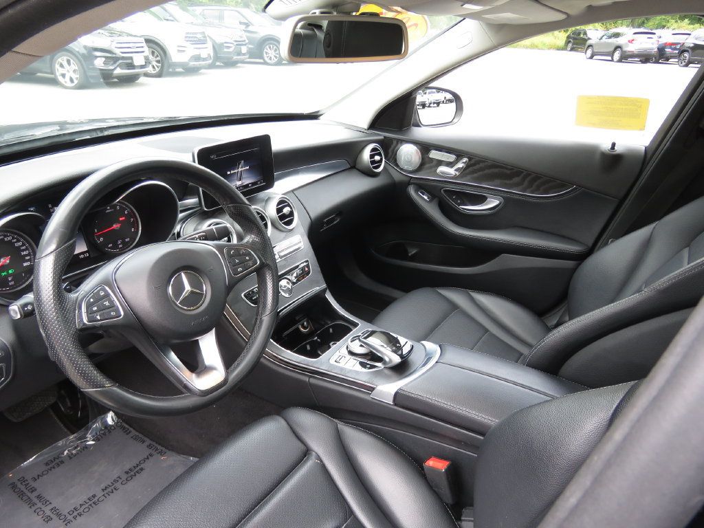 Used 2015 Mercedes-Benz C 300 4MATIC Sedan image 11