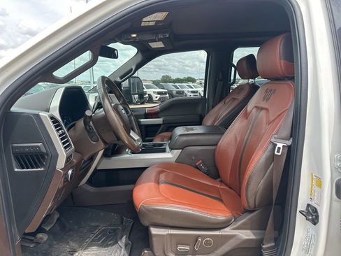 Used 2021 Ford F250 King Ranch w/ King Ranch Ultimate Package AWD/4WD image 15
