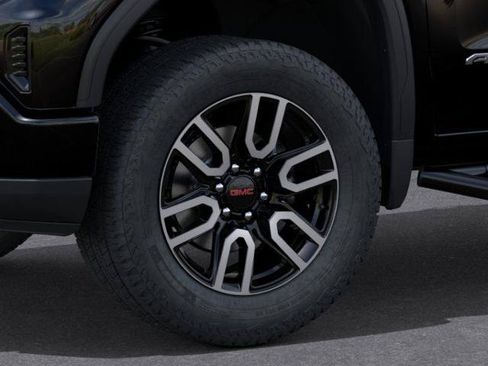 New 2026 GMC Sierra 1500 AT4 w/ AT4 Premium Package AWD/4WD image 9
