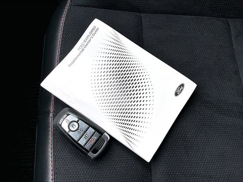 Certified 2025 Ford Explorer ST image 17