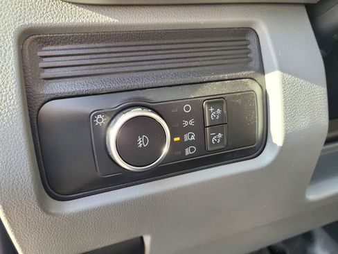 New 2025 Ford F550 4x4 SuperCab Super Duty image 26