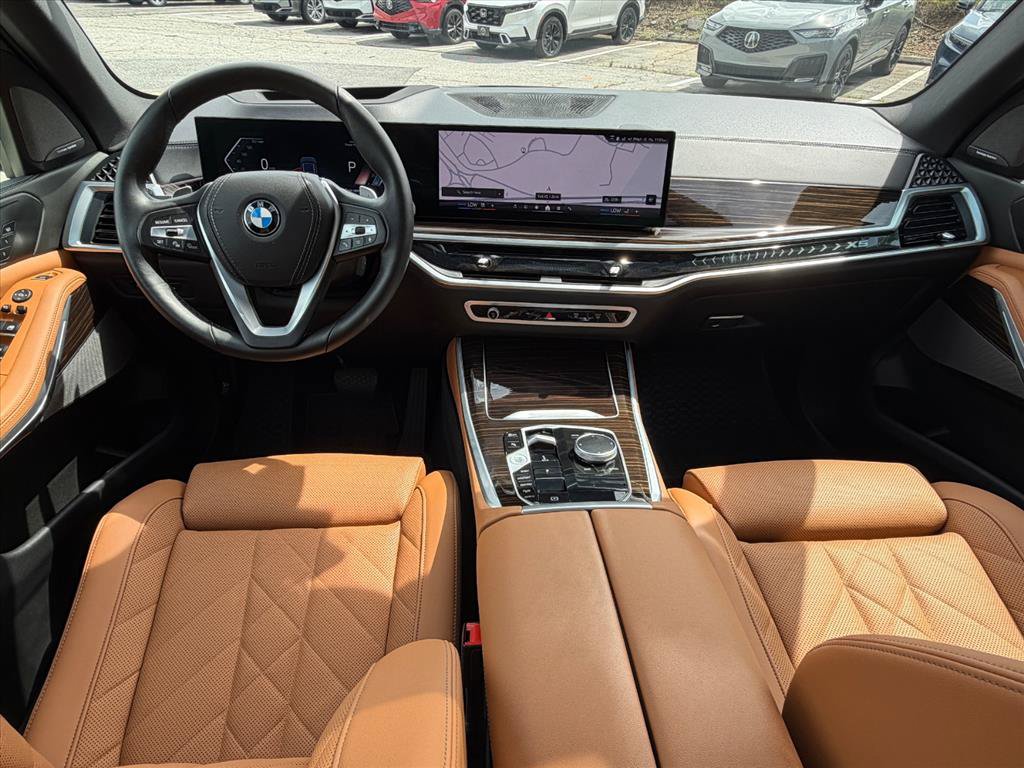 Used 2024 BMW X5 xDrive40i w/ Premium Package AWD/4WD image 7