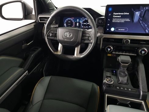 Used 2024 Toyota Tacoma Trailhunter image 21