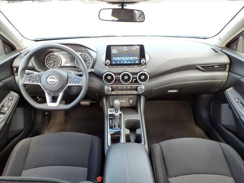 Used 2025 Nissan Sentra SV FWD image 27