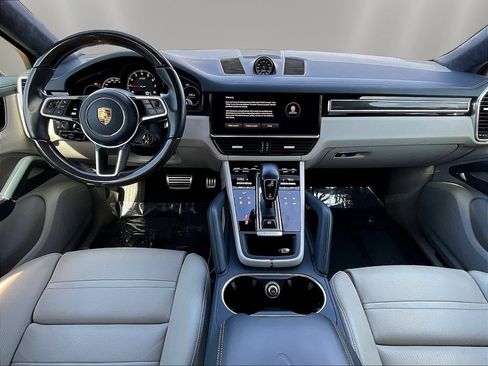 Used 2022 Porsche Cayenne GTS AWD/4WD image 7