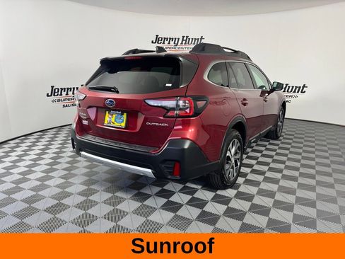 Used 2022 Subaru Outback Limited image 6