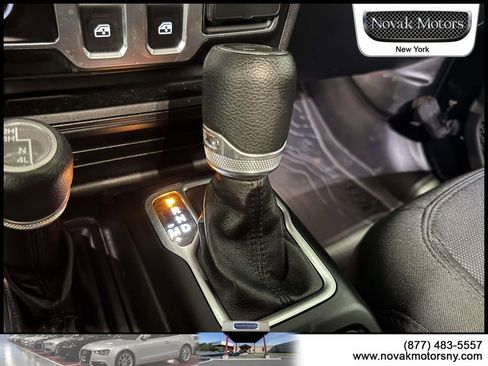 Used 2022 Jeep Wrangler Sport S image 23