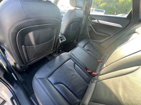 Used 2018 Audi Q3 2.0T Premium w/ Convenience Package image 11