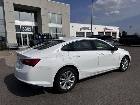 Used 2024 Chevrolet Malibu LT FWD image 4