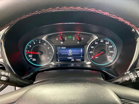 Used 2023 Chevrolet Equinox RS AWD/4WD image 25