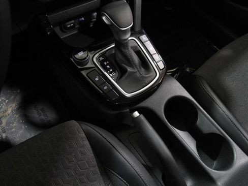 Used 2024 Kia Seltos S image 15