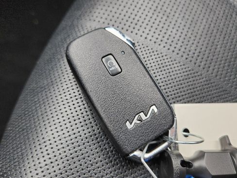 Used 2022 Kia Telluride EX w/ EX Premium Package image 29