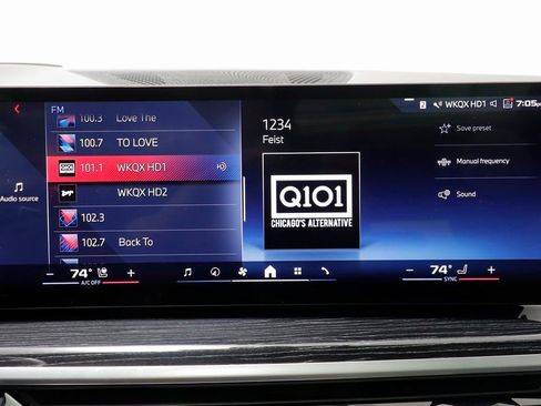 Certified 2025 BMW X7 M60i image 10